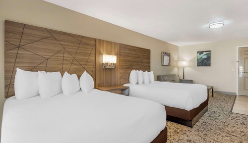 Standard Room, 2 Queen Beds, Non Smoking, Balcony