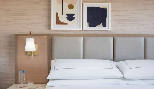 Suite, 1 King Bed, City View