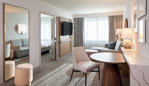 Suite, 1 Bedroom (1 King Bed)