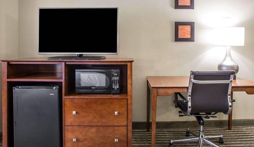 Standard Room, 2 Queen Beds, Non Smoking