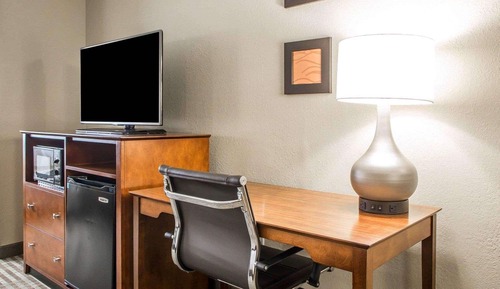 Standard Room, 1 King Bed, Non Smoking