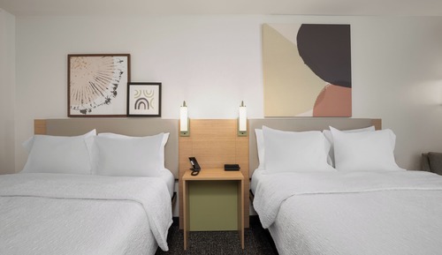 Room, 2 Queen Beds, Accessible, Bathtub (Mobility, Hearing)