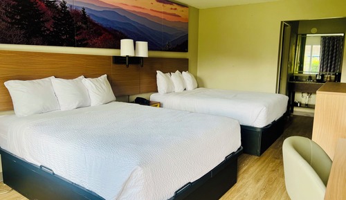 Room, 2 Queen Beds, Non Smoking