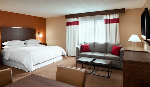 Junior Suite, 1 King Bed with Sofa bed