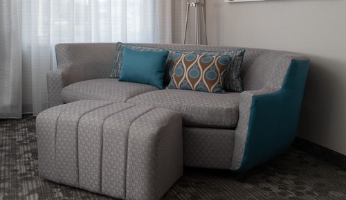 Room, 1 King Bed, Accessible (Mobility/Hearing Roll In Shower)