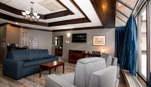 Suite, 1 King Bed, Non Smoking, Kitchenette