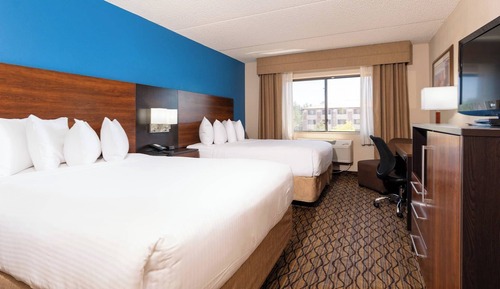 Standard Double Room, 2 Queen Beds