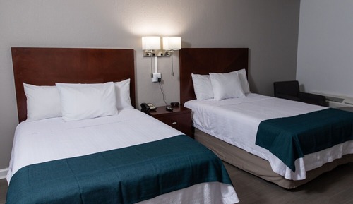 Standard Room, 2 Double Beds, Non Smoking, Kitchenette