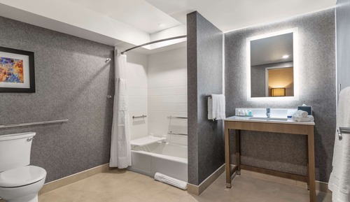 Room, 2 Queen Beds, Accessible Bathtub, Non Smoking