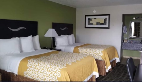 Standard Room, 1 King Bed