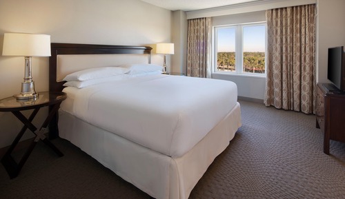 Suite, 1 Bedroom (Mobility/Hearing Accessible, Tub)