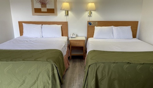 Standard Room, 2 Queen Beds, Non Smoking