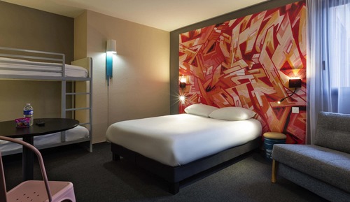 Room, Multiple Beds