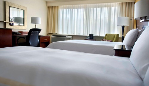 Room, 2 Double Beds, Corner