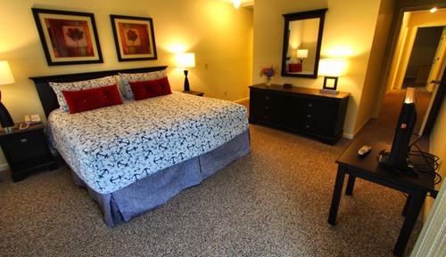 Room (2 Bedroom 1 Bath)