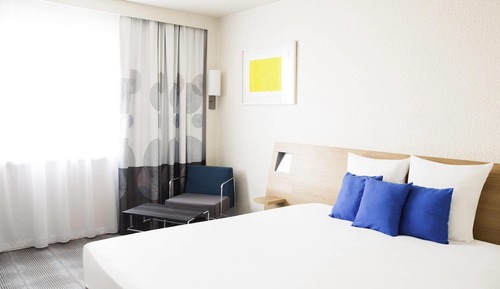 Classic Room, 1 King Bed