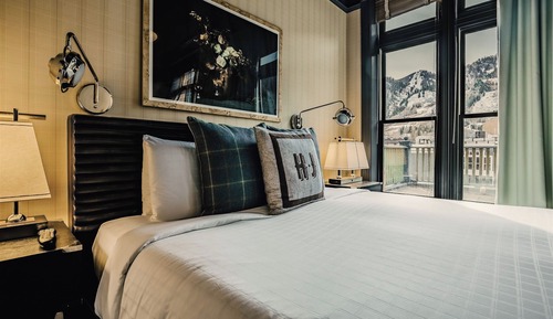 Premier Room, 1 King Bed