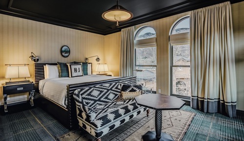 Executive Suite