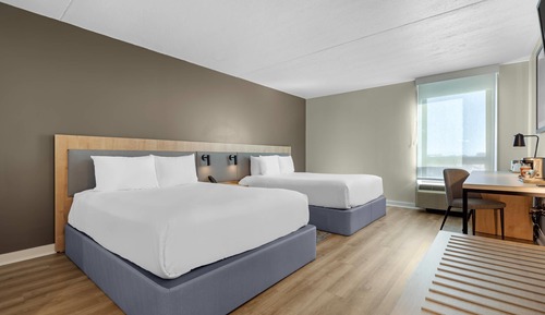 Room, 2 Queen Beds, Non Smoking