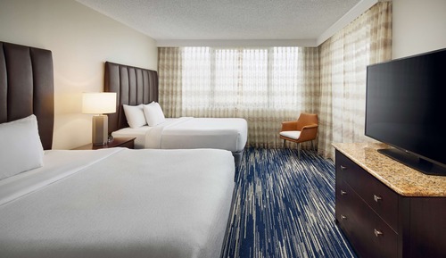 Suite, 2 Queen Beds, Non Smoking, Balcony