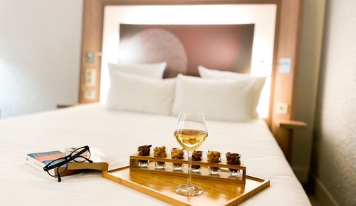 Executive Room, 1 Queen Bed with Sofa bed