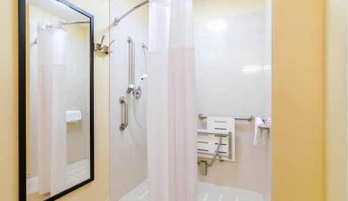 Room, 1 King Bed, Accessible, Non Smoking