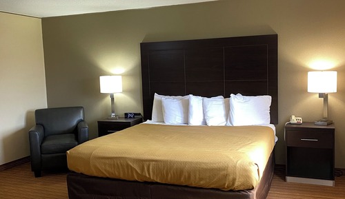 Standard Room, 1 King Bed, Non Smoking