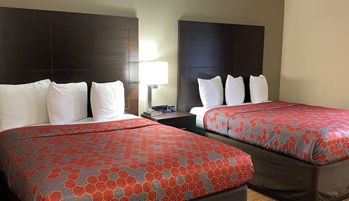 Standard Room, 2 Queen Beds, Non Smoking (Larger Room;with Sofabed)