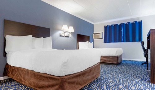 Standard Room, 2 Double Beds, Non Smoking