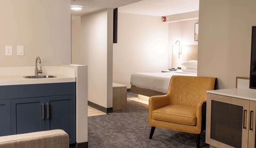 Junior Suite, 1 King Bed (Lanai)