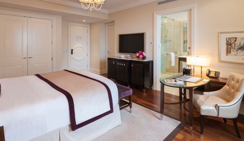 Signature Room, 1 King Bed
