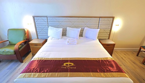Room, 1 King Bed, Non Smoking
