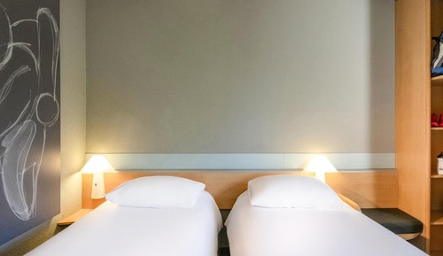 Standard Room, 2 Twin Beds
