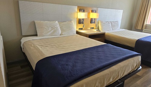 Standard Room, 2 Queen Beds, Smoking