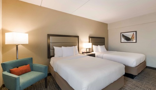 Standard Room, 2 Double Beds, Non Smoking, Refrigerator & Microwave