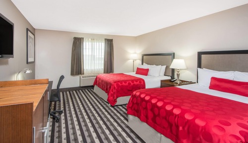 Room, 2 Queen Beds, Accessible, Non Smoking