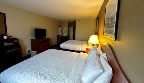 Room, 2 Queen Beds, Non Smoking (No Elevator Access)