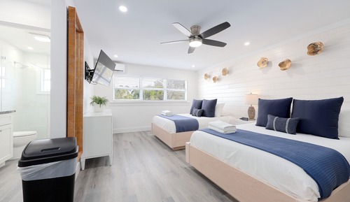 Siesta Bar Side Sleeps 4