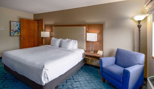 Premium Room, 1 Queen Bed, Accessible, River View