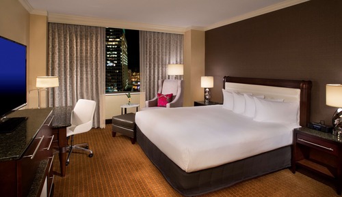 Superior Room, 1 King Bed, Accessible, Bathtub