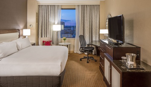 One King Bed, Accessible