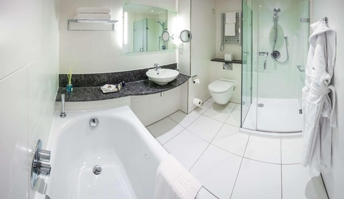 Superior Double Room (Lower Floor)