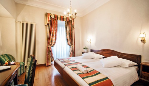 Classic Double Room, City View
