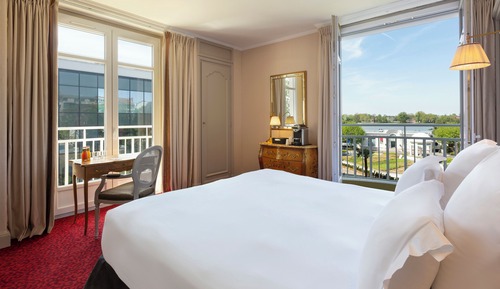 Deluxe Room, Lakeside