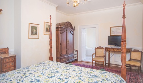 Room, 1 Queen Bed (304), Stairs Required