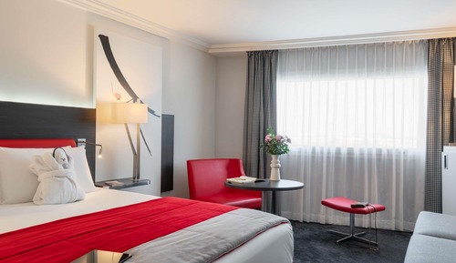 Family Superior Room, 2 Double Beds and 1 Single Sofa Bed