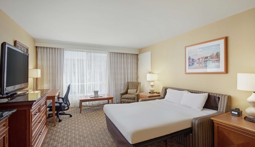 Room (Parlor, Rollaway Bed)