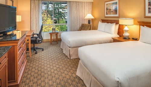 Deluxe Room, 2 Double Beds, Courtyard View