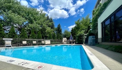 Suite, 1 King Bed, Accessible, Non Smoking (Mobility, Roll-In Shower)