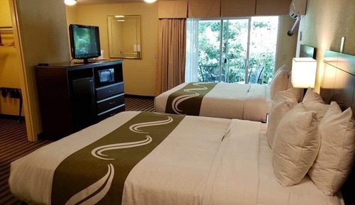 Standard Room, 2 Queen Beds, Non Smoking